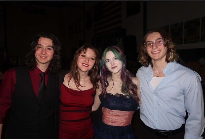 Pictured: Seniors Zachary Glantz, Olivia Costa, 