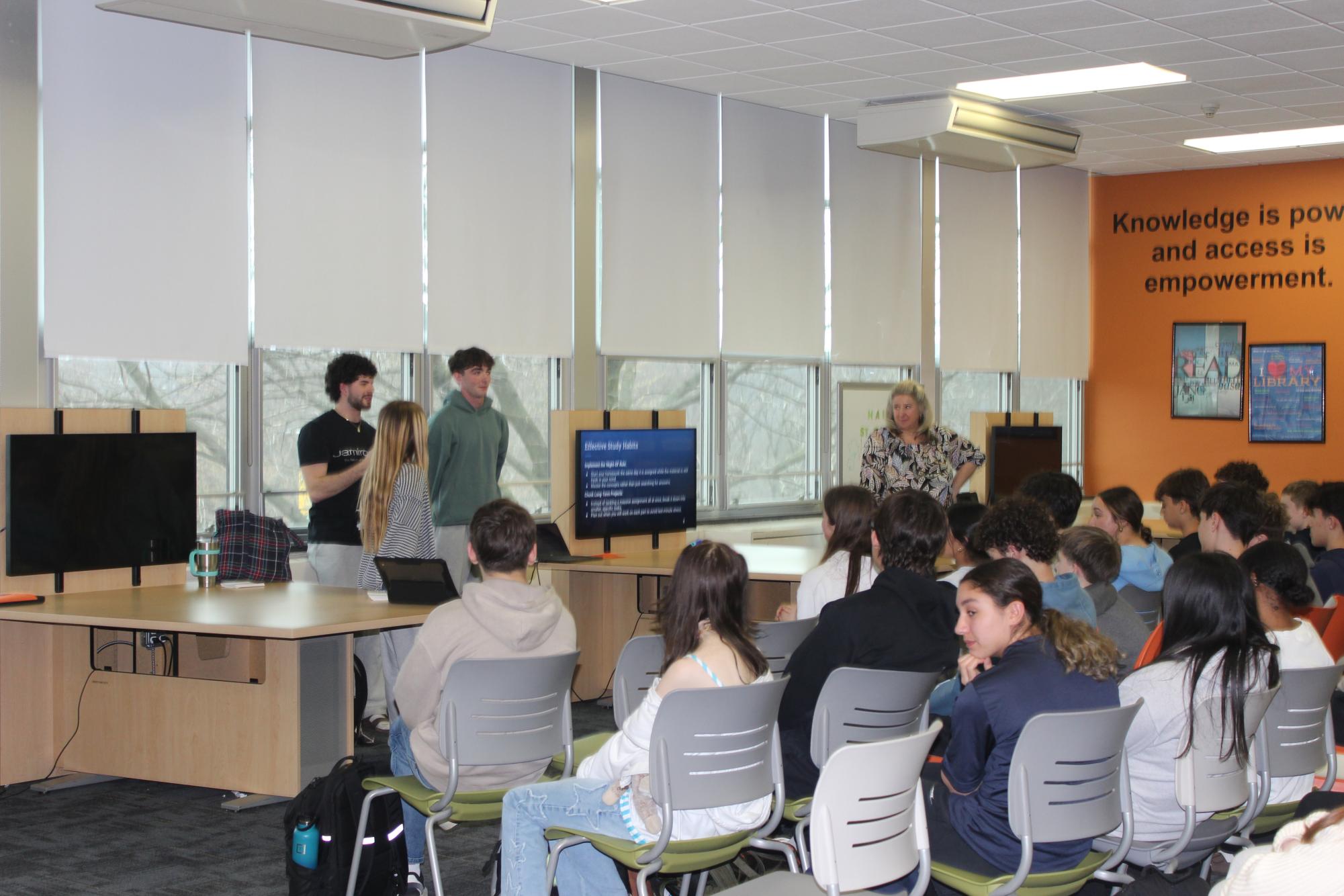 Freshmen Students Take Part In Workshop Day